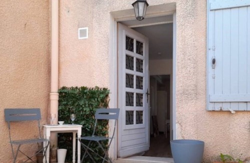 Vernay Apartamento | Cozy apartment next to the "Voie Verte" Caluire ( pet-friendly!)