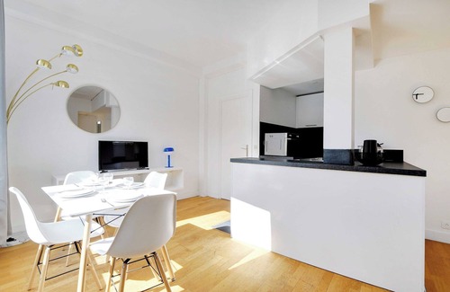Suresnes Apartamento | Acogedor apartamento de 2 dormitorios en el corazón de Suresnes