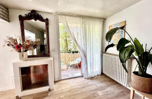 La Chamberte Apartamento | Cozy apartment 75m2, garden, beach and center 15 min