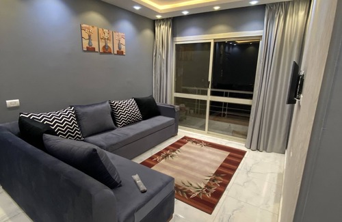Agouza Apartamento | Cozy apartment in degla palms compound