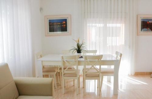 Vallpineda Apartamento | Cozy Apartment Rocamar