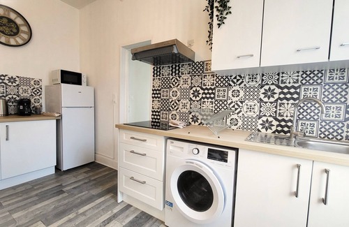 Epinal Apartamento | Cozy Apartment - Facing the train station, city center