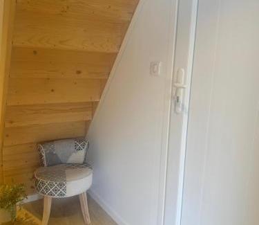 Neuville-les-Dames Apartamento | Cozy apartment