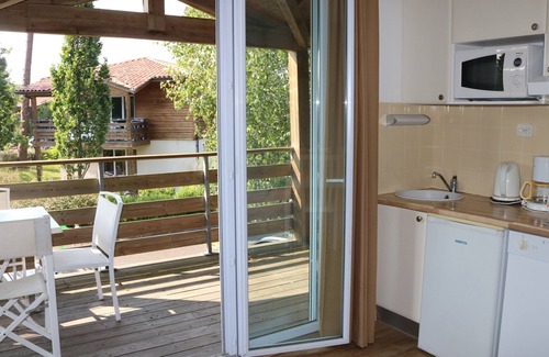Parentis-en-Born Apartamento | Acogedor Apartamento en Parentis-en-Born - Piscina, Cerca del Lago, Ideal para 4 Personas