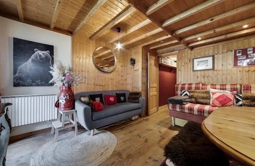 Val-d'Isere Chalet De Esquí | Cozy apartment in a cottage