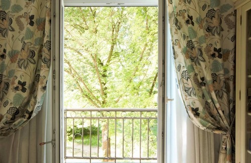 Sovetsky District Apartamento | Cozy apartment in a historical building in the city center