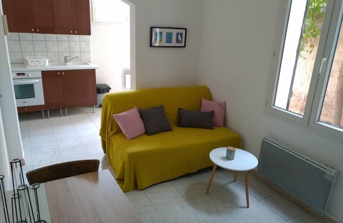 Toulon Apartamento | Acogedor apartamento en una zona tranquila de Toulon.