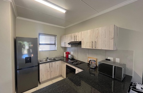 Trawal Apartamento | Cozy Apartment in Brackenfell, CapeTown, South Africa
