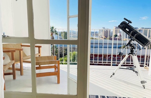 Windhoek Central Apartamento | Cozy apartment in charming Windhoek with WiFi, parking and peace of mind.