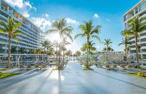 Punta Sam Apartamento | Cozy apartment in charming Cancún with WiFi, AC, fitness room