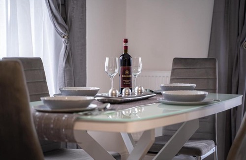 Dumbravita Apartamento | Cozy Apartment in Dumbravita