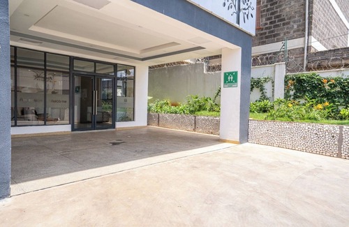 Nairobi Upper Hill Apartamento | Cozy apartment in enchanting Nairobi with WiFi, swimming pool and fitness room.