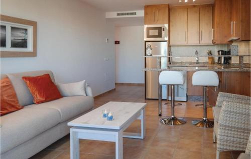 Torreblanca Apartamento | Cozy Apartment In Fuengirola With Wifi