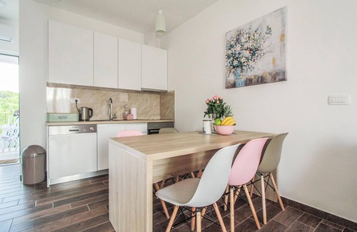 Okrug Gornji Apartamento | Acogedor apartamento en Okrug Gornji