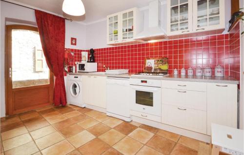 Les Salles-du-Gardon Apartamento | Cozy Apartment In Les Salles-Du-Gardon