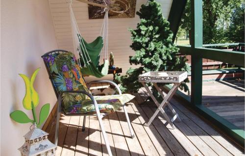 Brunkendorf Apartamento | Cozy Apartment In Marlow Ot Brünkendorf