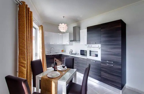 Qawra Apartamento | ☆ Cozy Apartment ♡ in St. Pauls Bay ☆.