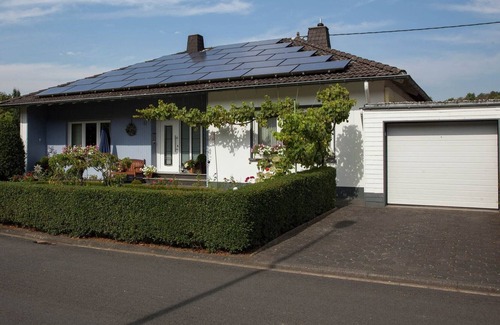 Niederehe Apartamento | Acogedor apartamento en Niederehe Eifel cerca del bosque