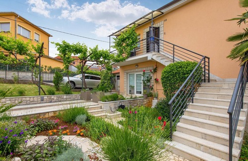 Sarsoni Apartamento | Acogedor apartamento en Rijeka con WiFi