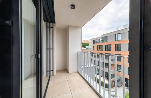 Michle Apartamento | Cozy apartment in the center! Family-sized condo with balcony and own kitchen.
