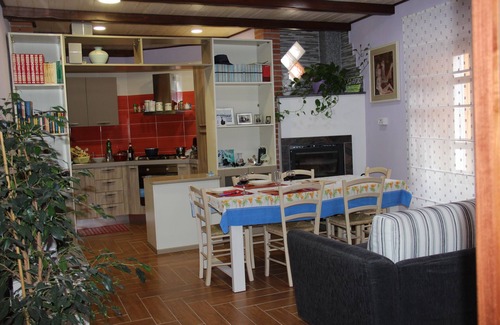 Posada Apartamento | Acogedor apartamento en el pueblo histórico de posada.