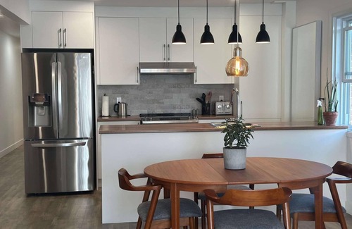 Longueuil Apartamento | Cozy apartment in Vieux-Longueuil, ideal for visitors and telecommuters