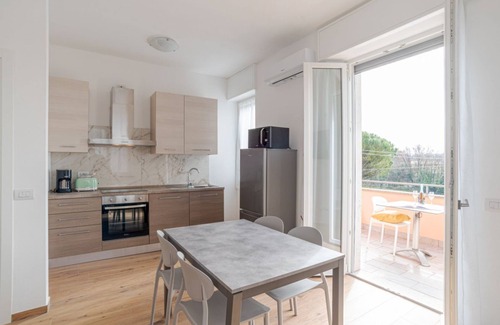 Cesana Brianza Apartamento | Cozy apartment with balcony! Grigna House