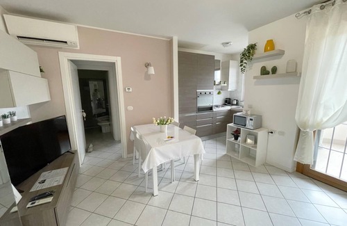 Lambrate Apartamento | Cozy apartment just minutes from Linate, Lambrate and 6 km from downtown