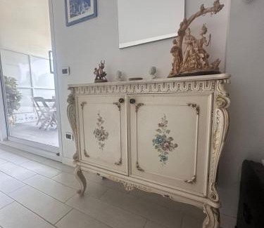Certosa Apartamento | COZY APARTMENT NEAR CITY LiFE