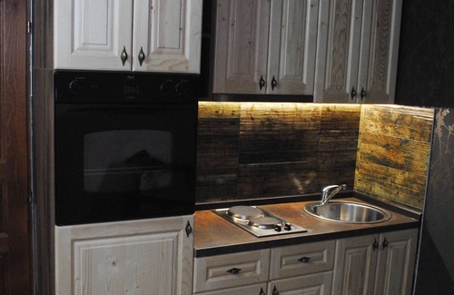 Kopaonik Apartamento | Cozy apartment on a separate floor in a mountain house.