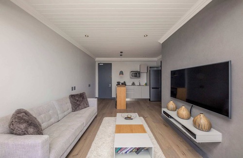 Camps Bay Apartamento | Seasonsfind - The Bay