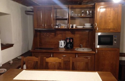 Brasov Casa | Cozy Apartment - Residence in Brasov's Historical Center - Free Parking