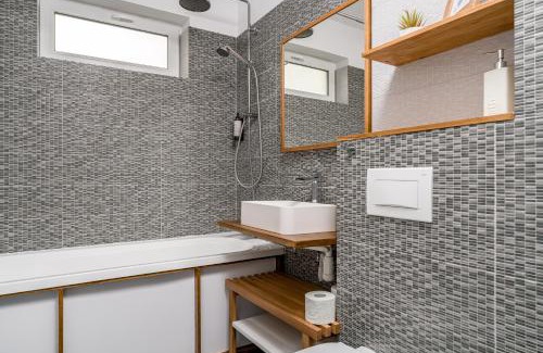 Otopeni Apartamento | Cozy Apartment - Swimming Center, Airport & Therme SPA