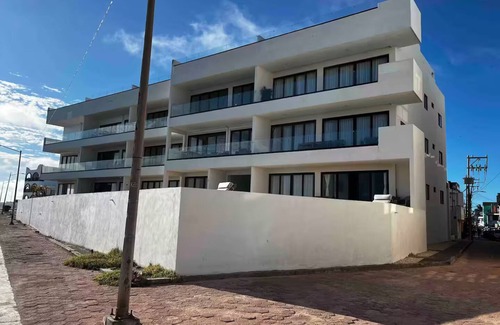 Cancun Condominio | Cozy apartment w/3bedrooms Oceanfront WiFi
