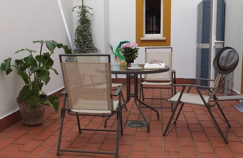 San Francisco-Ribera Apartamento | Acogedor apartamento. Mezquita Wifi