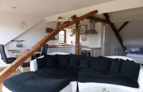 Borler Apartamento | Acogedor apartamento con una vista fantástica sobre el valle y los prados de caballos.