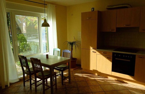 Horne Casa | Acogedor apartamento con jardín de invierno, chimenea y terraza ...