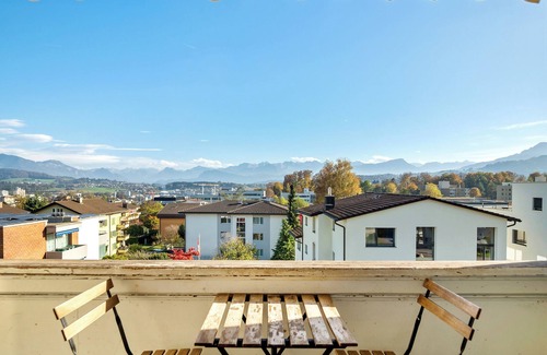 Emmen Apartamento | Cozy Apartment with Mountain Views, 15 Minutes from Luzern