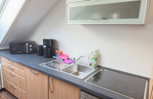 Leverkusen Apartamento | Cozy apartment with 2 single beds & kitchen in Leverkusen