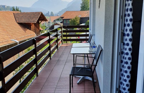Emmetten Apartamento | Acogedor apartamento familiar para hasta 6 personas con vistas panorámicas