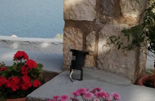 Eratini Villa | Acogedora Villa Apollon, Vista al Mar, Junto a Galaxidi