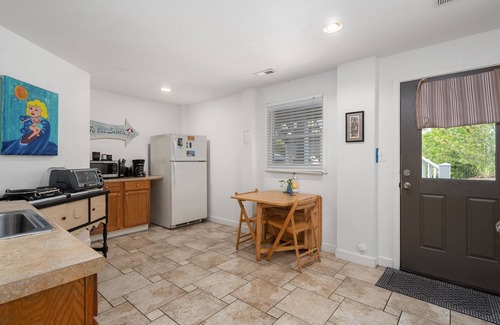 Kitty Hawk Casa | ACOGEDOR APTO. PARA PAREJA con kayak, SUP, bañera de hidromasaje