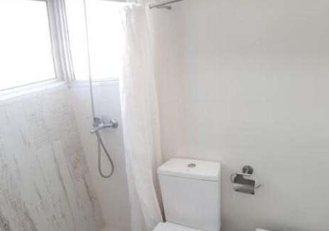 Punta del Este Apartamento | Cozy Apt 2 blocks from the ocean WiFi AC Parking and private terrace with a BBQ