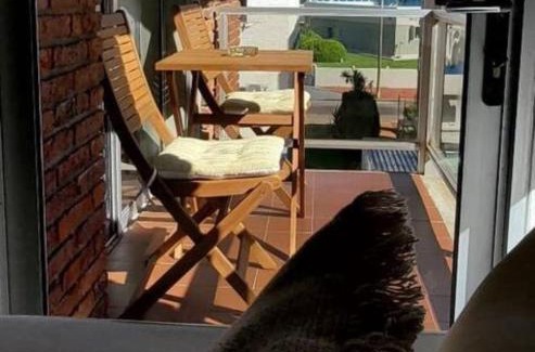 Punta del Este Apartamento | Cozy Apt 2 blocks from the ocean WiFi AC Parking and private terrace with a BBQ