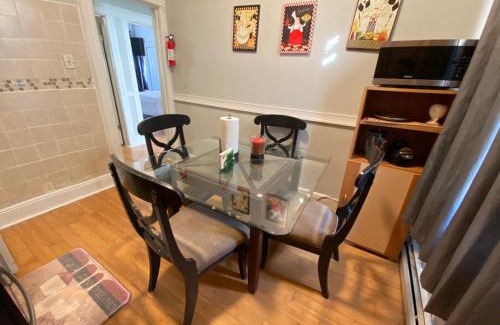 West New York Apartamento | Cozy apt in WEST NY, NEW JERSEY, at 2 bloks from bus stop-15 minutes 2NY 7MINUTES VIA NYWATERWAY FERRY-BETTER CAN'T BE!