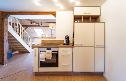 Schwerin Apartamento | Cozy attic apartment in listed villa with lake view