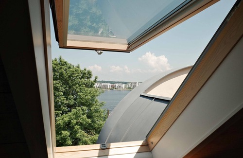 Schwerin Apartamento | Cozy attic apartment in listed villa with lake view