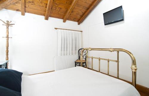 Delfoi Apartamento | Cozy Attic Suite - Elia Apartments Chrisso