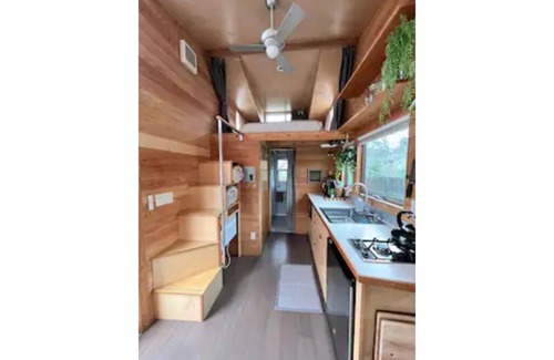 East MLK Casa | Cozy Backyard Tiny House