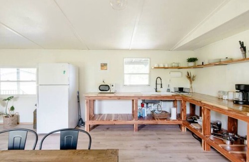 Sequatchie Casa | Cozy basecamp minutes from waterfalls, hiking and climbing